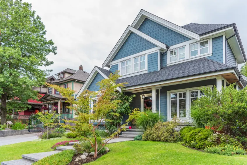 Beautiful home in good neighbourhood