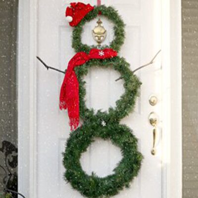 Holiday Decorating: door wreaths | Team Logue Burlington Real Estate