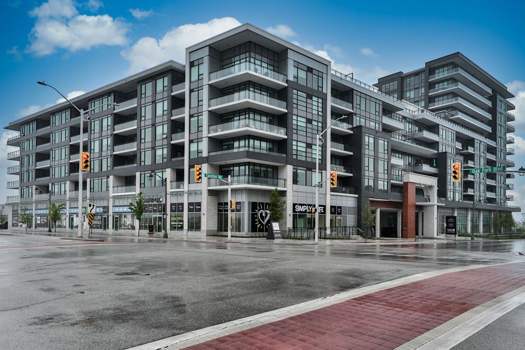 707-2333 Taunton Road, Oakville