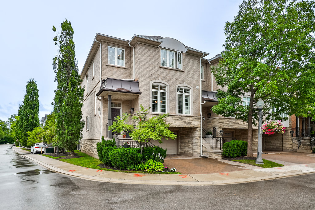 65-1267 Dorval Drive, Oakville