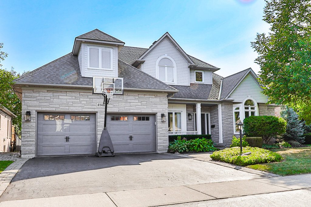 4146 Arbourfield Drive, Burlington