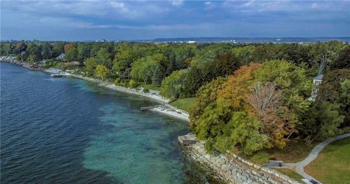 Burlington waterfront properties | Team Logue Real Estate