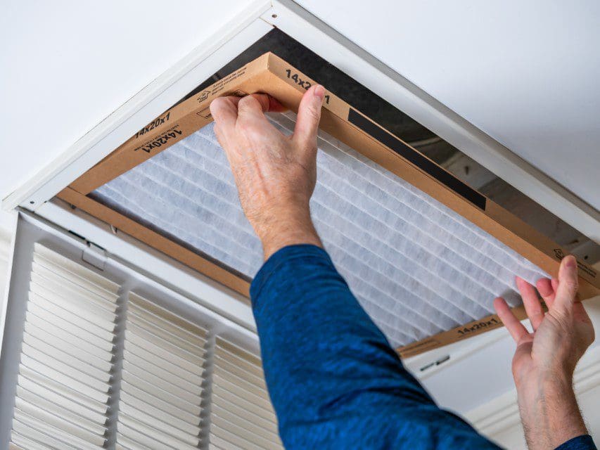 Replacing filters in vents